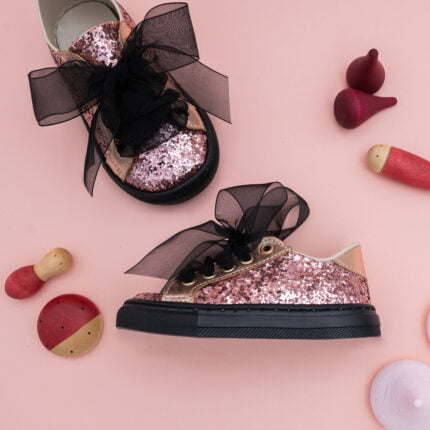 Παπουτσάκια (Sneaker) περπατήματος δετό με οργαντίνα από ροζ γκλιτερ και λεπτομέρειες από χρυσό δέρμα